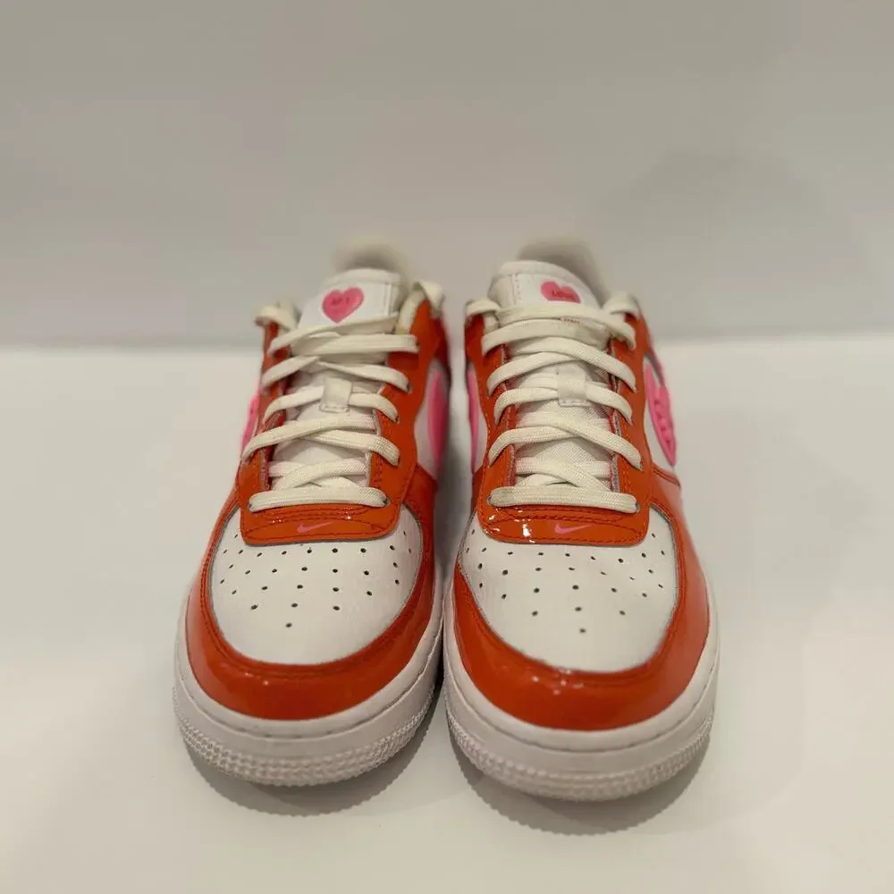 AIR FORCE 1 LOW PS Valentine's Day 2023 Youth size 4.5 - Picture 6 of 9